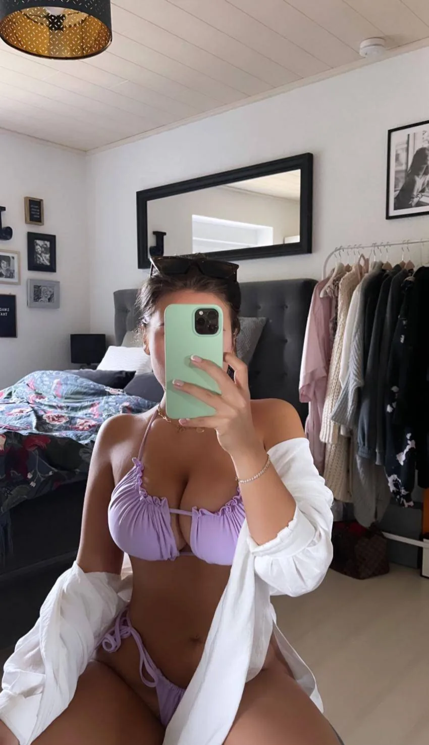 JulieZena